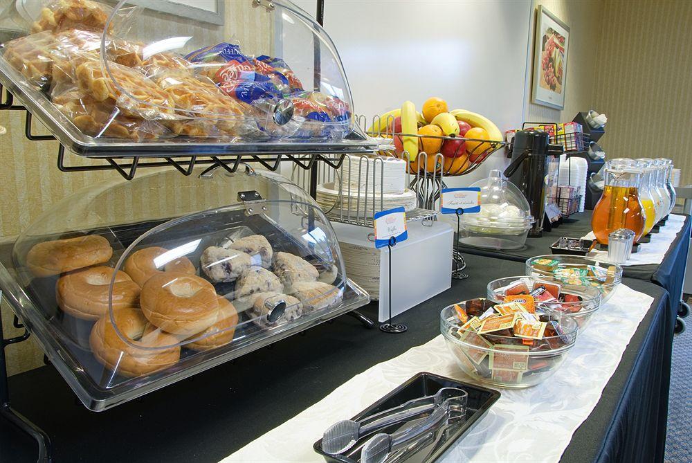 Comfort Inn Thetford Mines Ristorante foto